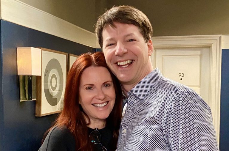 Sean Hayes Wiki, Biography, Net Worth, Family, Wife