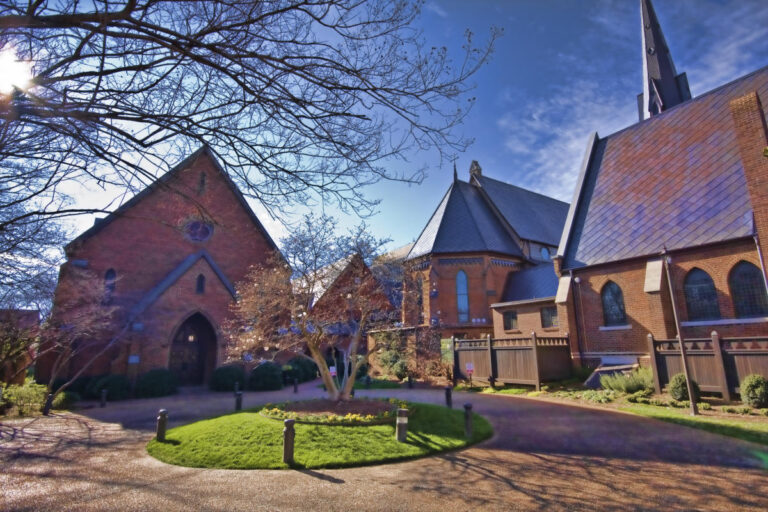 church near me in Huntsville, AL